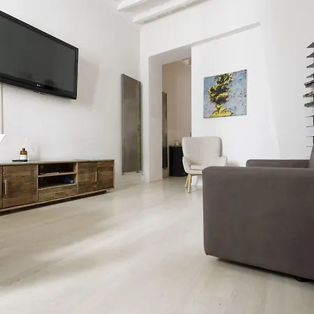 Easytopstay - Stylish Close To Piazza Navona アパート ローマ