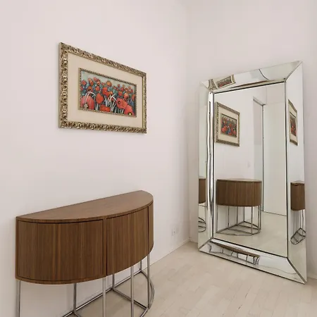 アパート Easytopstay - Stylish Close To Piazza Navona