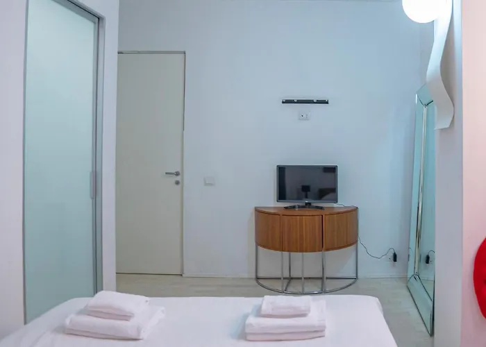 Easytopstay - Stylish Close To Piazza Navona