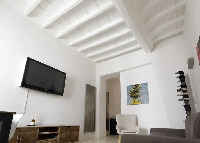 Easytopstay - Stylish Close To Piazza Navona